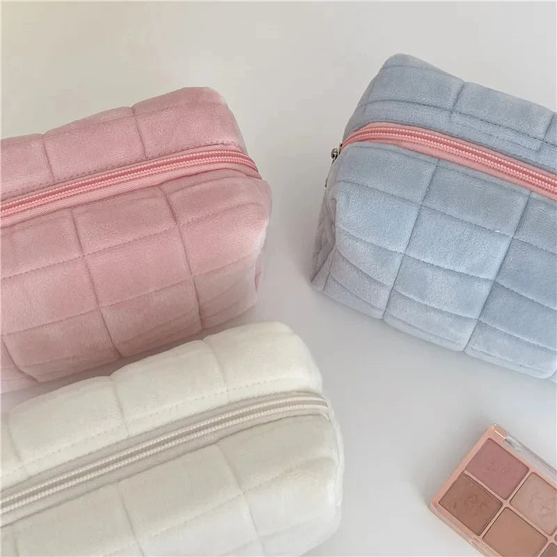 Large Cosmetic Storage Bag with Zipper – Women’s Makeup Organiser, Travel Toiletry & Pencil Case Handbag