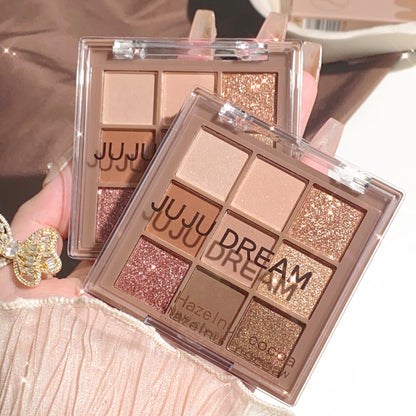 Luxurious 9-colour eyeshadow palette - Velvet matte and shimmer effect, durable waterproof, berry, brown and nude tones