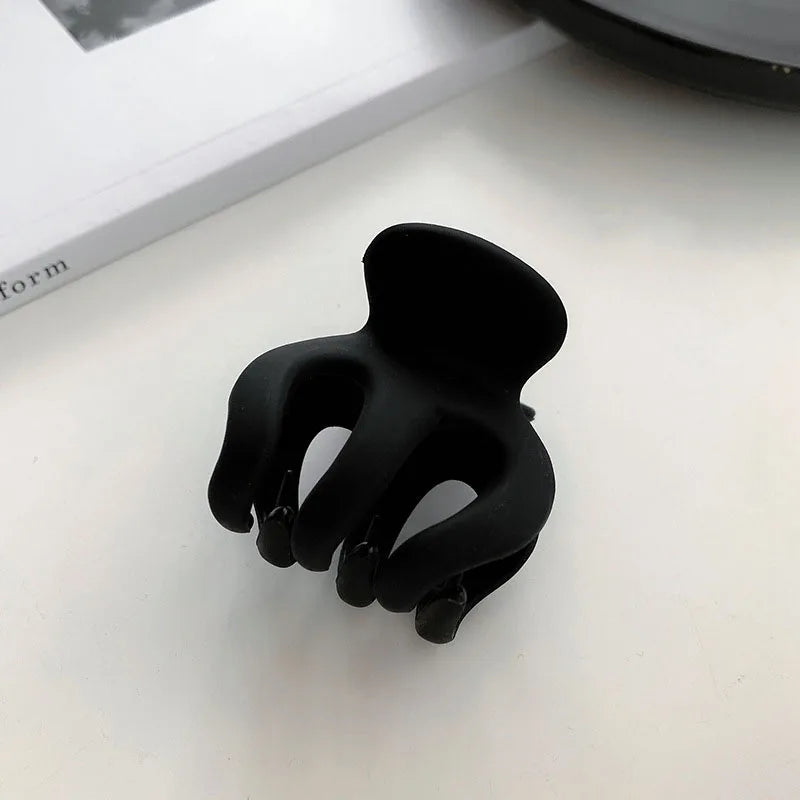 Black Hair Claw Clips