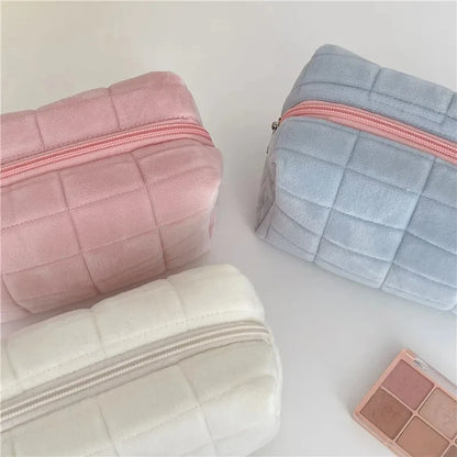 Large Cosmetic Storage Bag with Zipper – Women’s Makeup Organiser, Travel Toiletry & Pencil Case Handbag