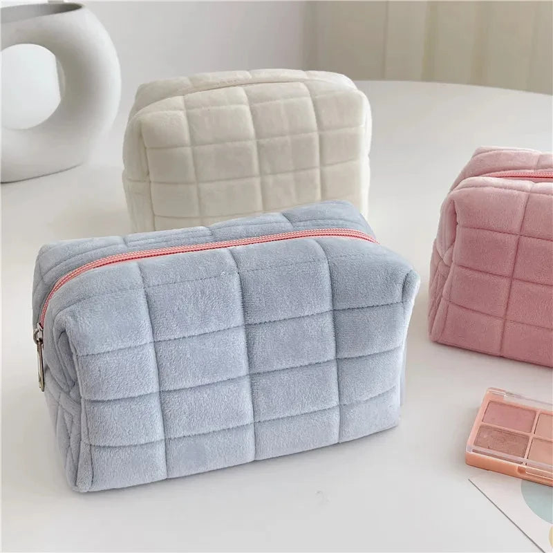 Large Cosmetic Storage Bag with Zipper – Women’s Makeup Organiser, Travel Toiletry & Pencil Case Handbag