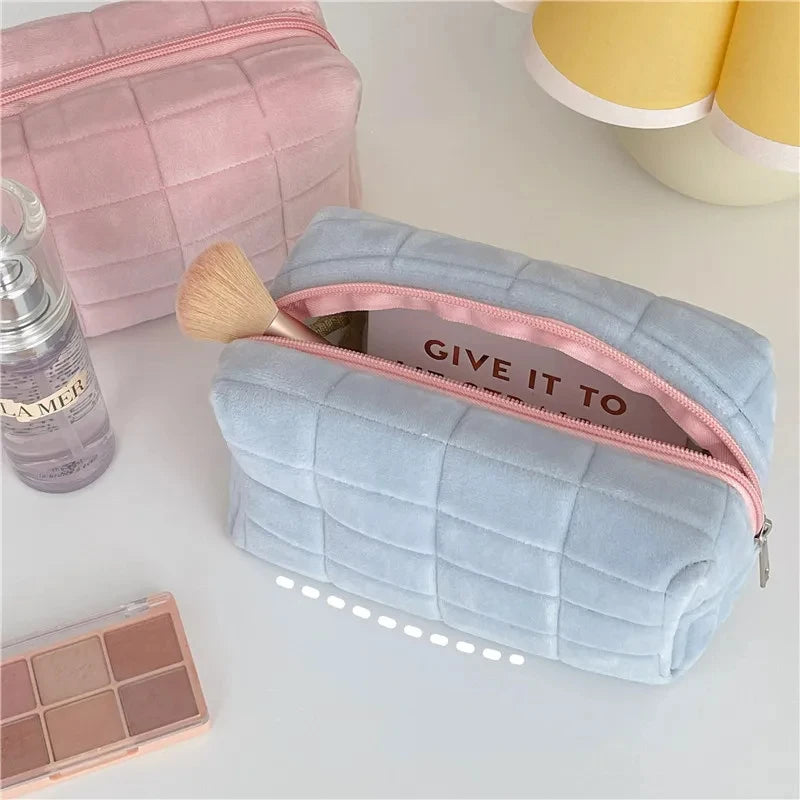 Large Cosmetic Storage Bag with Zipper – Women’s Makeup Organiser, Travel Toiletry & Pencil Case Handbag