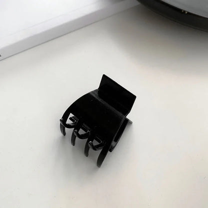 Black Hair Claw Clips