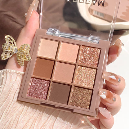 Luxurious 9-colour eyeshadow palette - Velvet matte and shimmer effect, durable waterproof, berry, brown and nude tones
