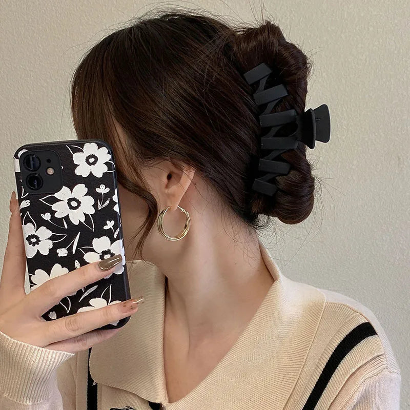 Black Hair Claw Clips